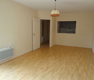 Location Appartement 2 pièces 51m² - Photo 2