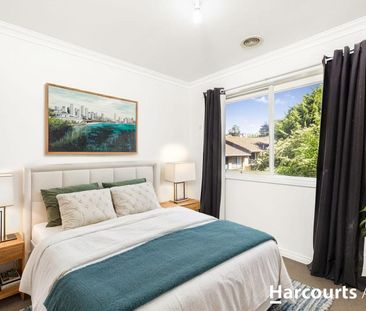 Charming Townhouse in Prime Pakenham Location - Photo 5