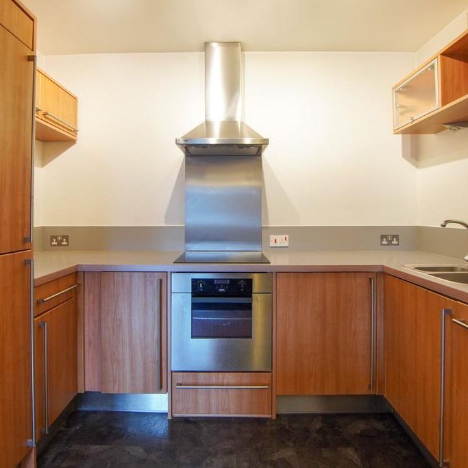 1 bedroom apartment to rent - Photo 1