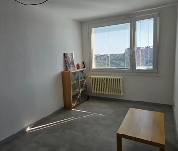 Pronájem bytu 3+1 • 67 m² bez realitkySlancova, Praha - Kobylisy - Photo 1