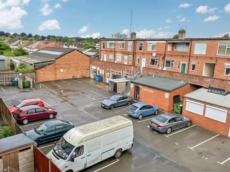 2 bedroom apartment to rent - Photo 2