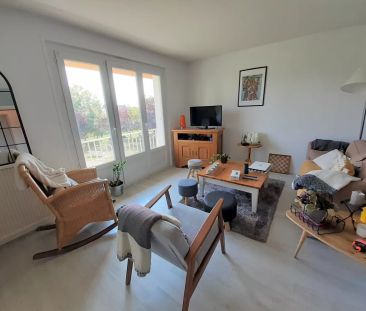 Appartement à louer à Saint Sebastien Sur Loire - centre bourg - Photo 3