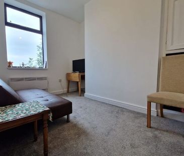 Flat 3, Preston New Road, Blackburn, Lancs, BB2 6BH - Photo 3
