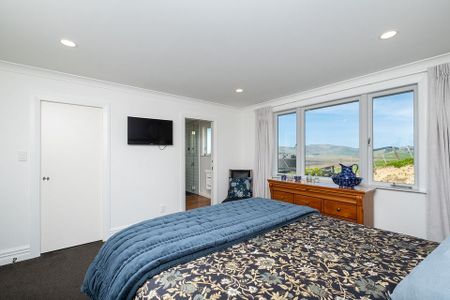 Large Family Home in Rural Setting - Photo 5