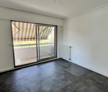 Location Appartement 3 pièces 56m² GRENOBLE 38000 - Photo 2