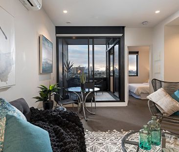 Stylish Apartment with Stunning City Views in Richmond! - Photo 1