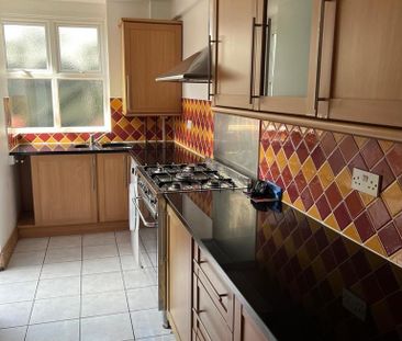 2 bedroom terraced house to rent - Photo 3