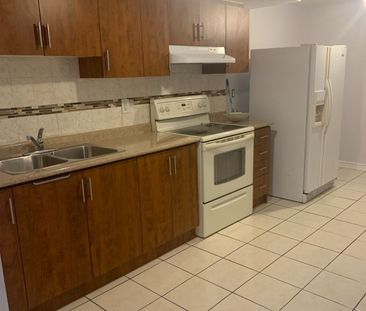 For Lease - 16 Stevensgate Drive Unit# Bsmt, Ajax, Ontario - Photo 4