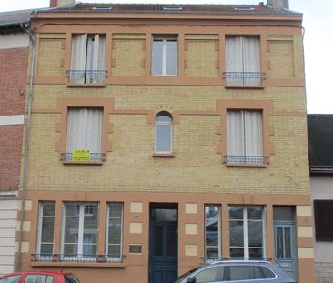 VOUZIERS, un appartement de type F3 au 1er étage. - Photo 1