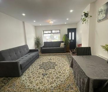1 bedroom property to rent - Photo 1