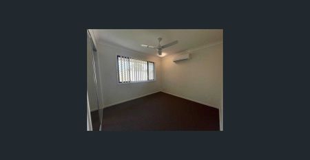 Great family home in Mount Low - Photo 2