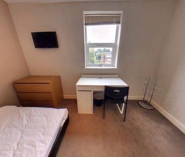 51 Dawlish Road - Photo 2
