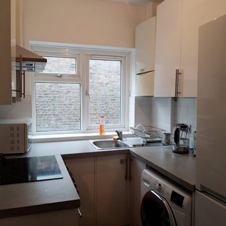 Room in a Shared House, Bayham Street, NW1 - Photo 3