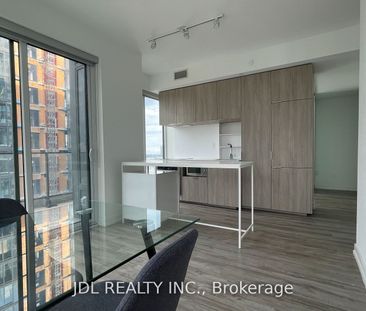 88 North Condos and Lofts 77 , #2610 - Photo 2