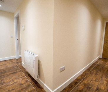 2 bed Apartment Ecco - Photo 5