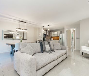 Brennanstown Square, Cabinteely, Dublin 18, D18 F903 - Photo 6