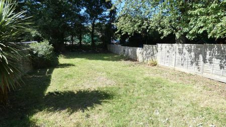 2 bedroom maisonette to rent - Photo 5