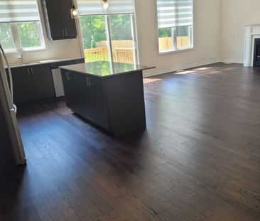 For Lease - 3213 Mosley Street, Wasaga Beach, Ontario - Photo 3