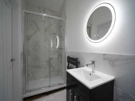 Ty Ddewi The Crescent - Photo 5