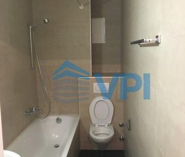 Idéalement situé dans Carouge, proche des transports publics - Photo 4