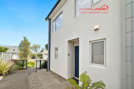 Modern 3-bed townhouse by the Hutt River - Photo 2