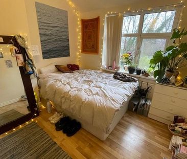 3 bedroom private hall to rent - Photo 5