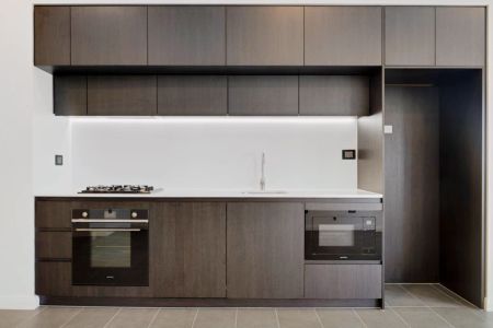 1Bedrooms, 2Bathrooms - Photo 2