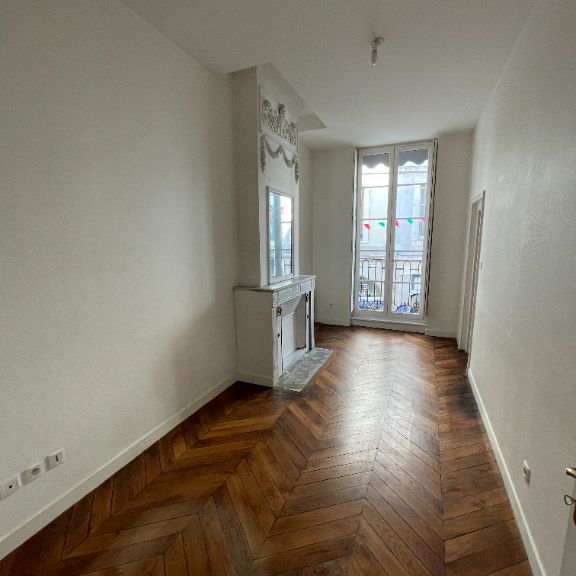 T5 rue au change avec terrasse - Photo 1