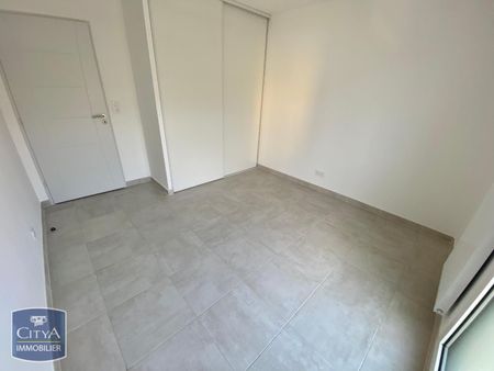 Location Appartement 3 pièces 59m² HYERES 83400 - Photo 4