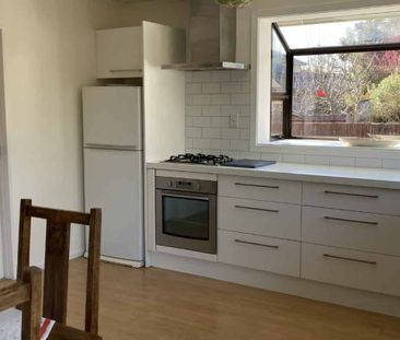 Premium Location! Excellent School Zones! - Photo 3