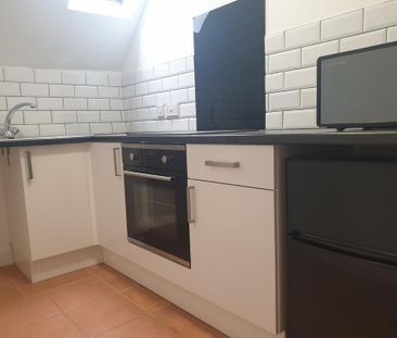 1 bedroom flat to rent - Photo 6