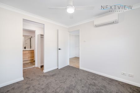 1 Kaibug Close, Fletcher NSW 2287 - Townhouse For Rent | Domain - Photo 4