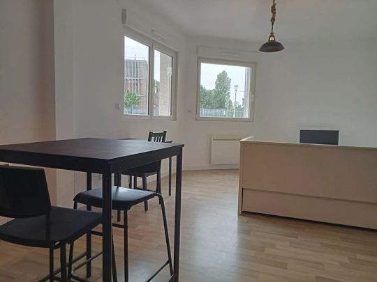 Studio meublé situé à COMPIEGNE - 33,28 m2 - Photo 1
