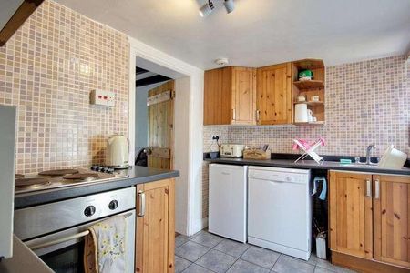 Back Lane, Catwick, Beverley, HU17 - Photo 2