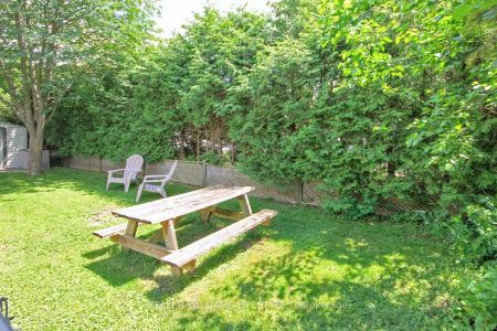 84 Wilson Avenue #Upper - Photo 5