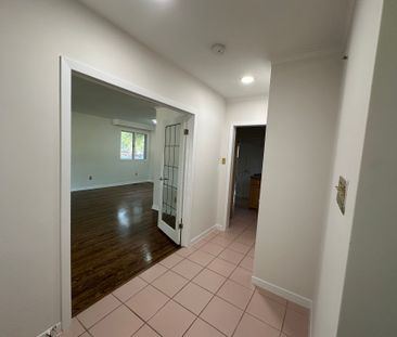 For Lease - 1252 Mont Clair Drive Unit# Main Floor, Oakville, Ontario - Photo 4