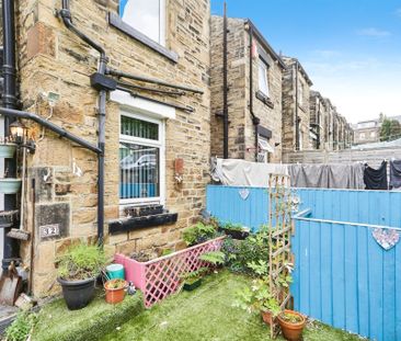 Norwood Terrace, Shipley - Photo 2