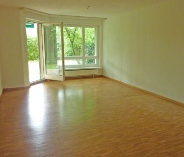 Living in a central location – in a green environment with a seatin... - Photo 5