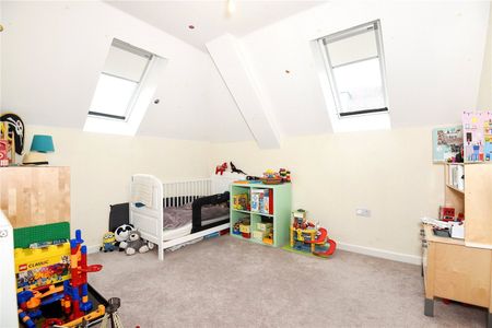 2 Bedroom Flat/Apartment to rent - Photo 5