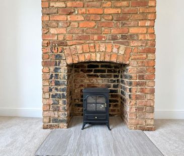 3 bedroom terraced house to rent - Photo 3