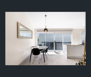 Room 3/209 Campbell Street, Hobart, Tas 7000 - Photo 3