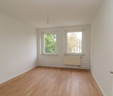 Ab JUNI vermietbar! Attraktive 3-Zimmer-Wohnung mit Balkon - Photo 1