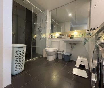 Stunning 1-Bedroom Apartment With View For Lease - Photo 6