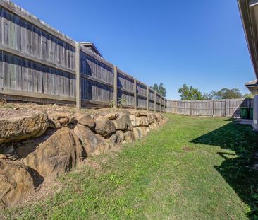 Spacious Home in a Prime Location! - Photo 4