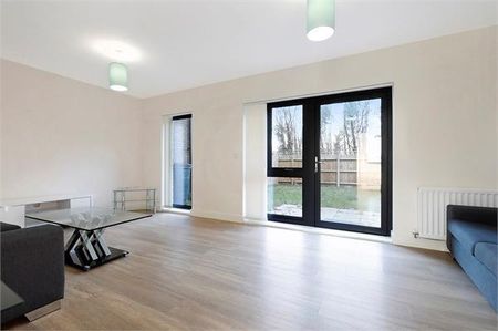 4 bedroom detached house to rent - Photo 4