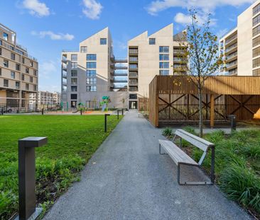 Location Appartement 4 pièces 90m² BORDEAUX 33100 - Photo 2