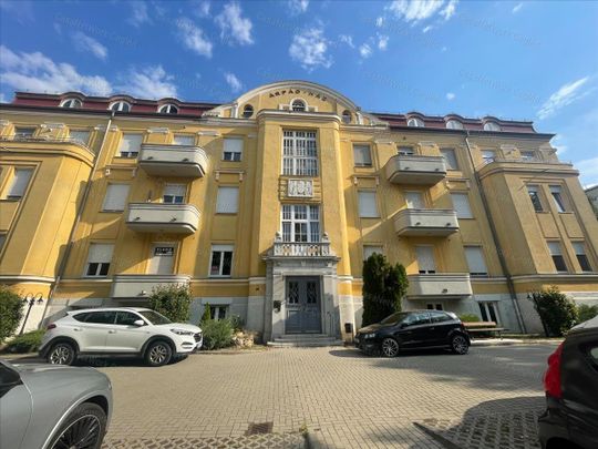Kiadó jó állapotú lakás - Szolnok - Fotó 1