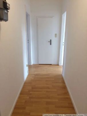 2-Zimmer-Dachgeschosswohnung mit Balkon in Wilhelmshaven, Nähe Kurpark und Innenstadt - Foto 1