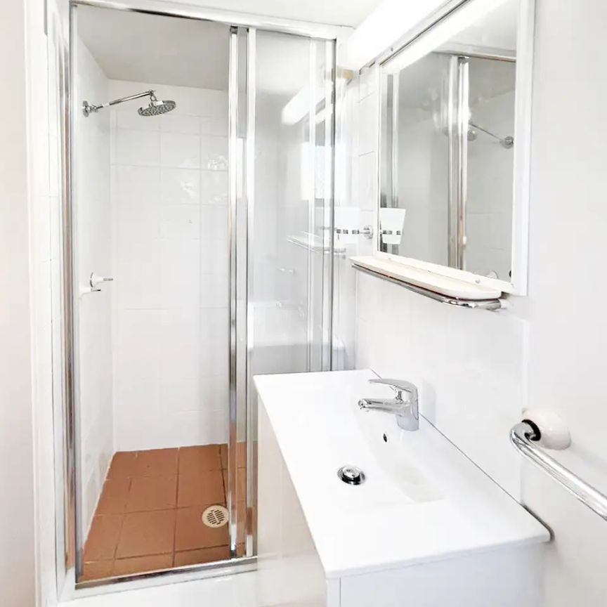 “Furnished 1-Bedroom Unit in the Heart of St Lucia” - Photo 1