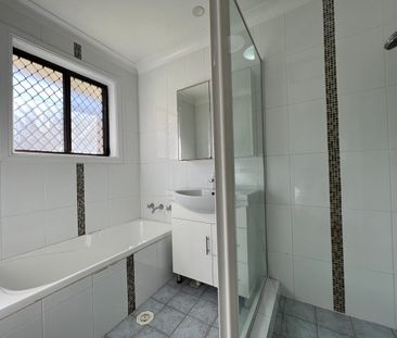 FOUR BEDROOM HOME - Photo 3